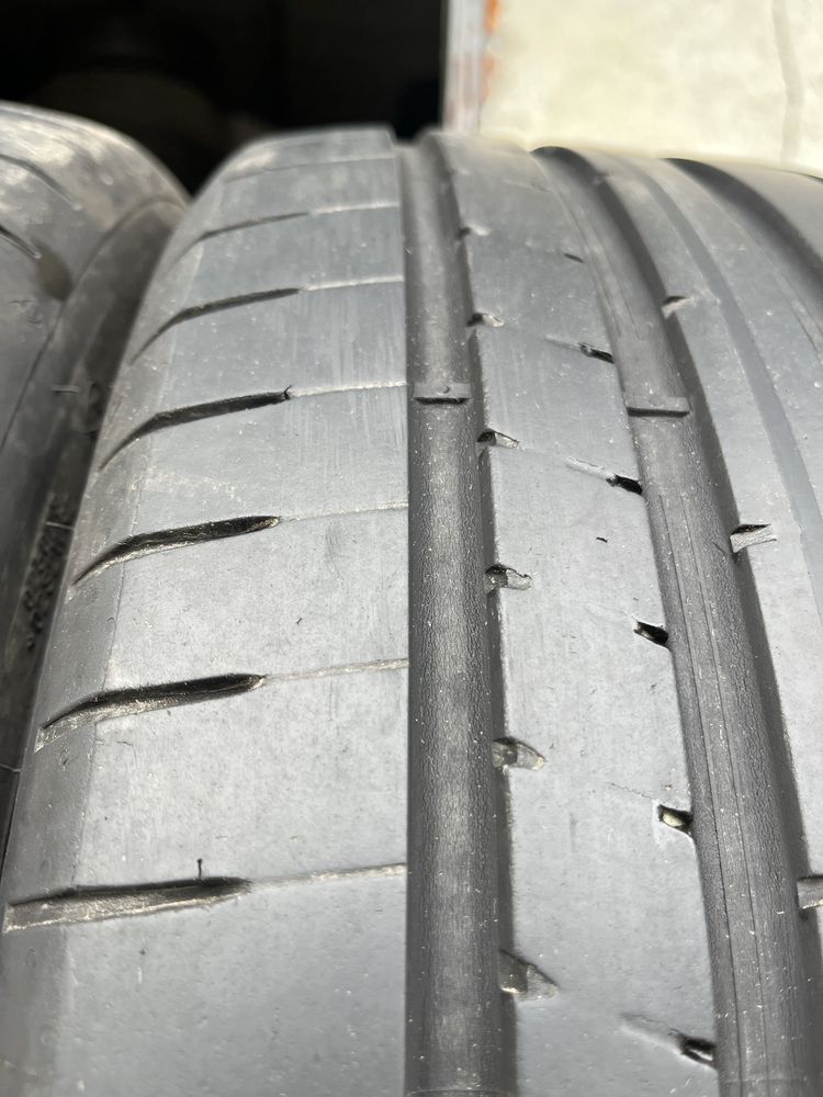 4 бр. летни гуми 225/40/18 Dunlop DOT 4119 5 mm
