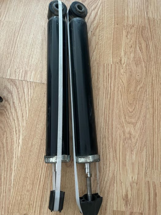 Renault Clio 4 1.5 amortizoare spate bascula