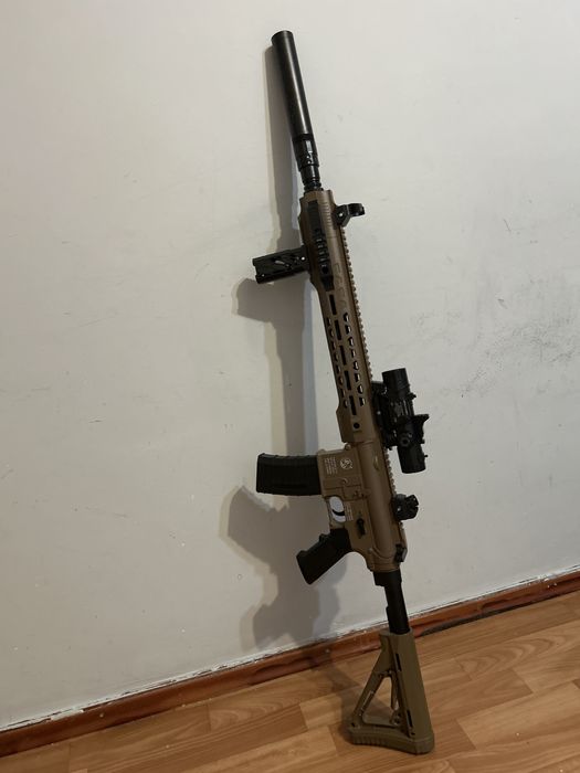Орбизный автомат AR 15