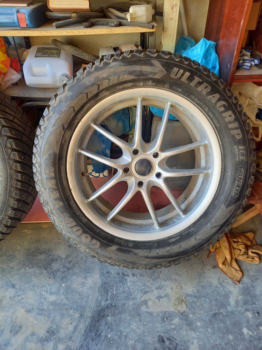 Зимние шины R18 255/55