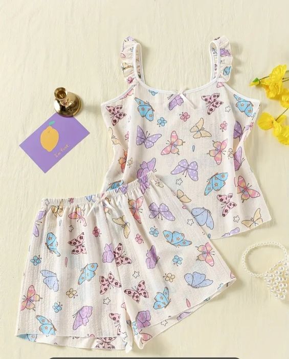 Красивая девушкам