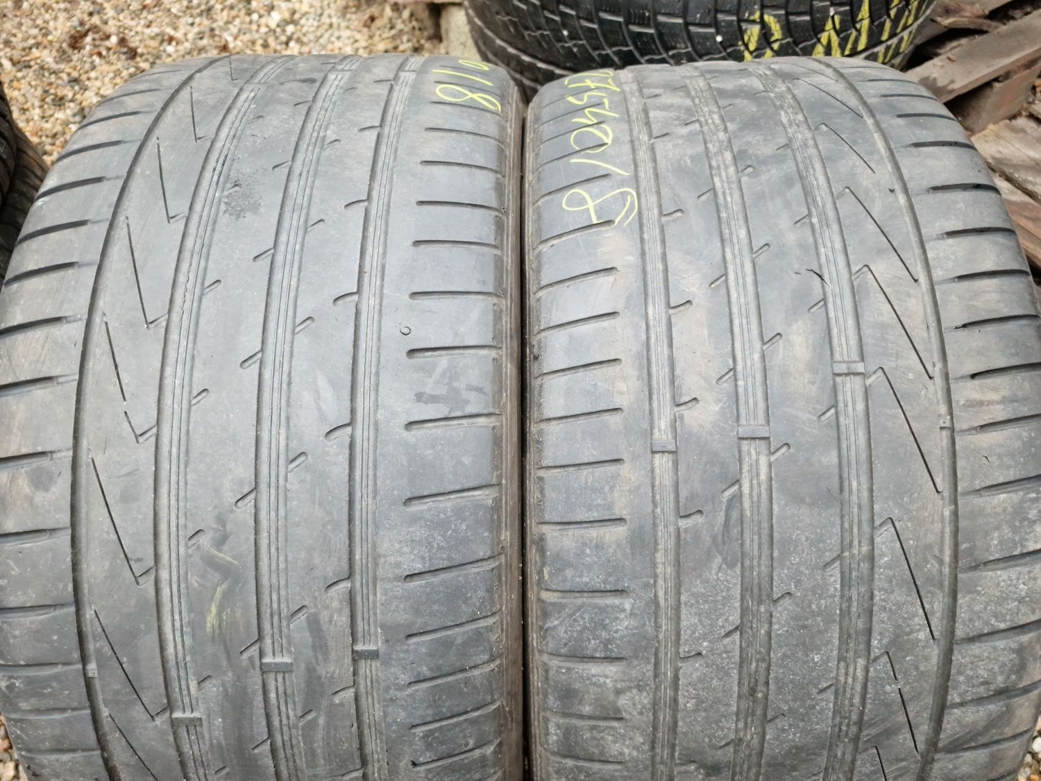 275 40 18 Hankook 2 anvelope vara