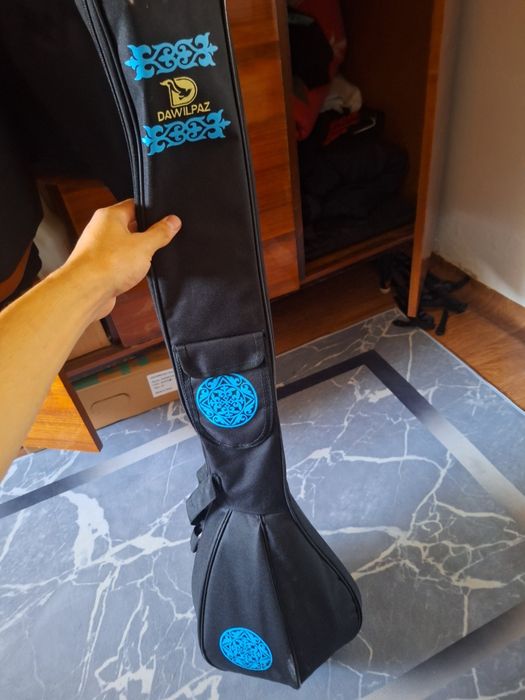 Домбыра музыкальный инструмент