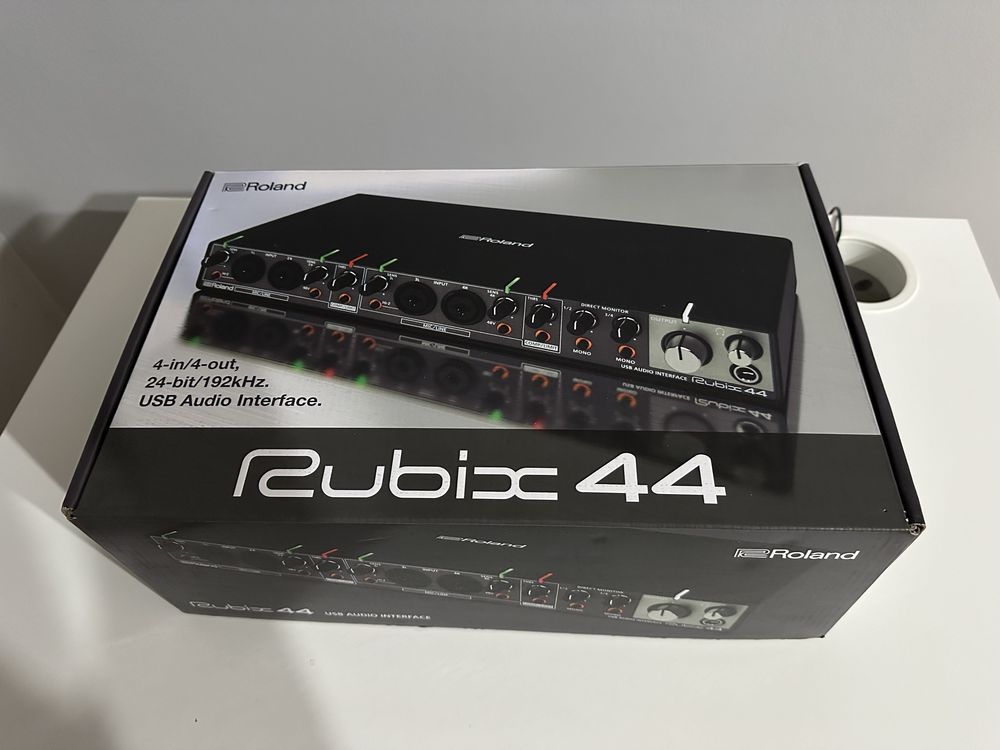 Roland rubix 44 звуковой интерфейс карта