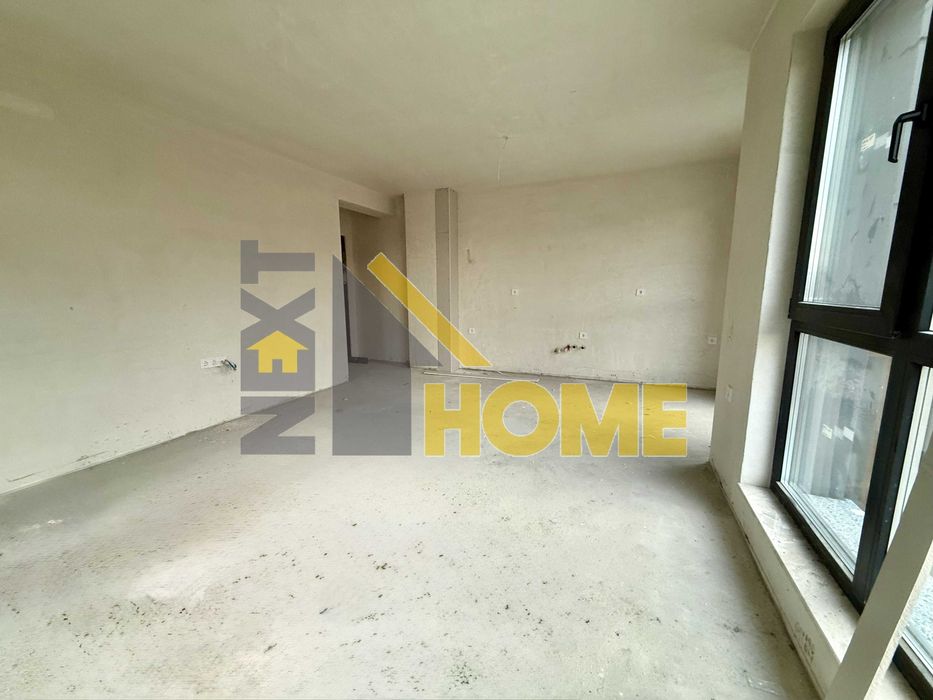 Просторен тристаен апартамент в нова сграда с ГАРАЖ