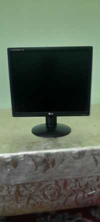 Kompyuter Monitor LG