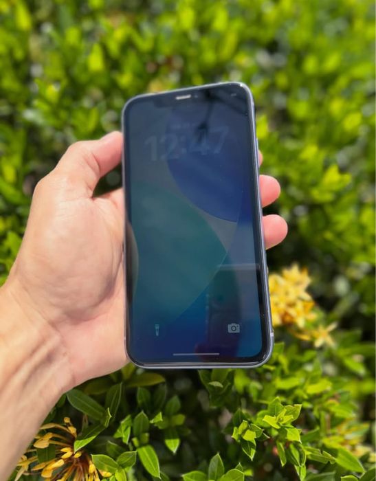 iPhone 11 64gb purple