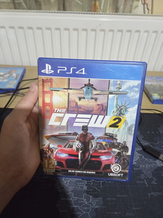 Vând ps 4 slim in stare foarte bună