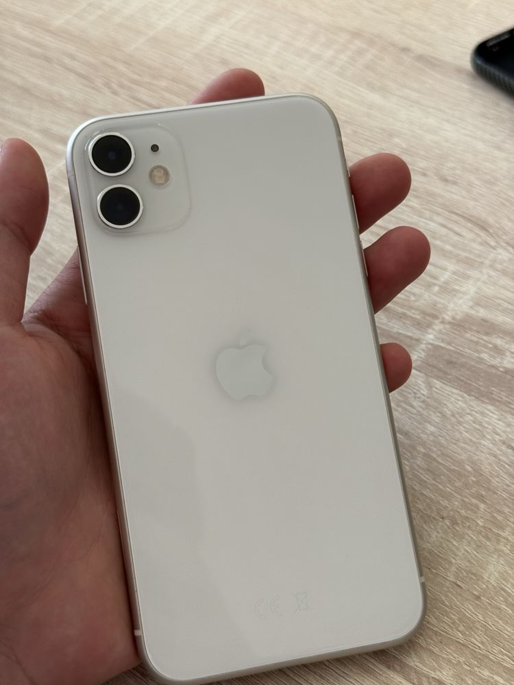 Iphone 11 в хорошем состоянии