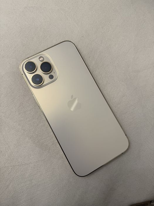 iPhone 13 Pro Max золотистый цвет