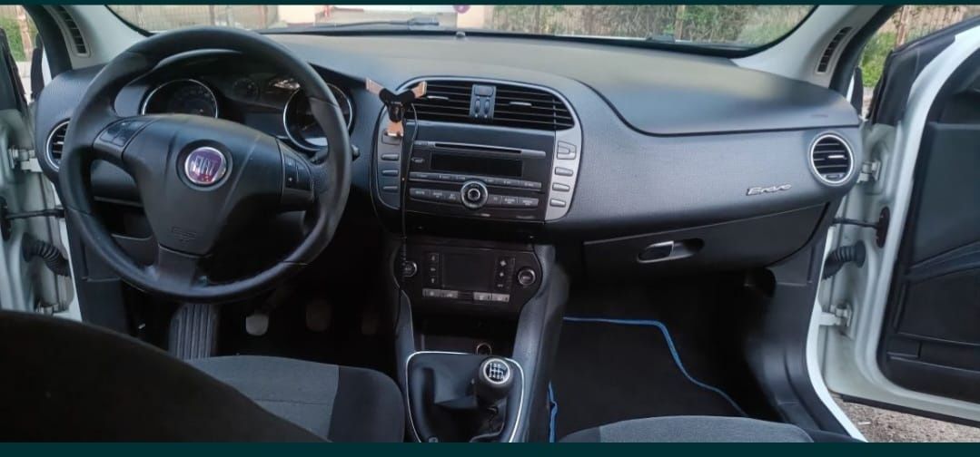 Vând Fiat Bravo 1.9 diesel