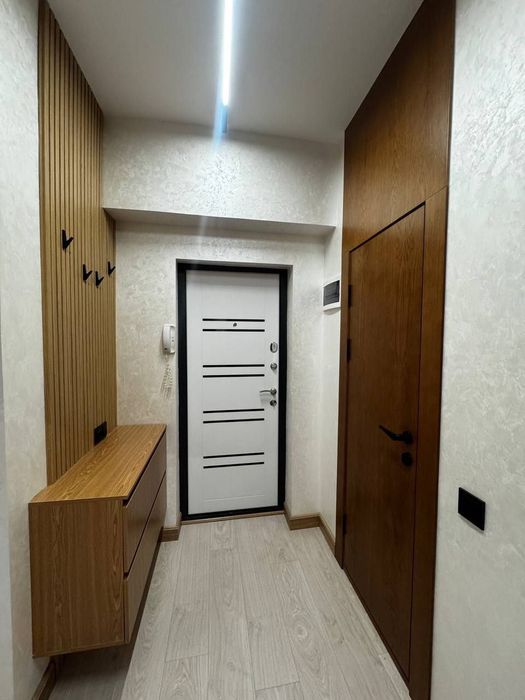 Продается 1 комнатная квартира, Ц7, ЦУМ,ор 110 школа
