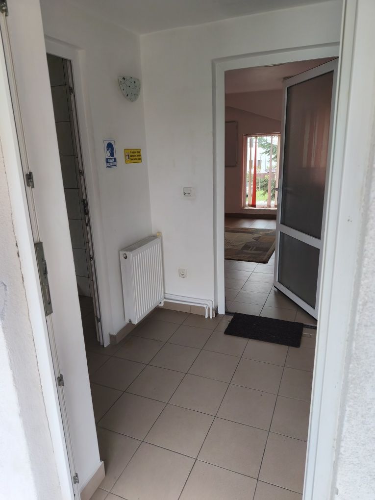 Ofer etajul unei vile(apartament)