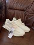 Yeezy boost 350 white