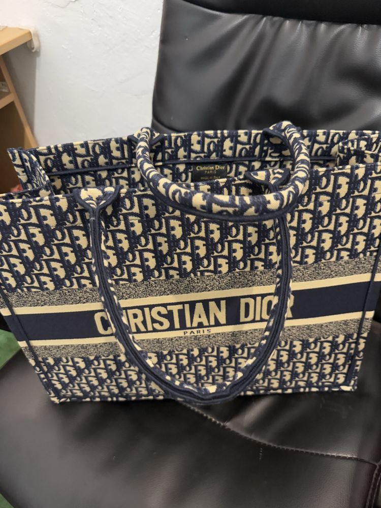 Dior tote tote tote