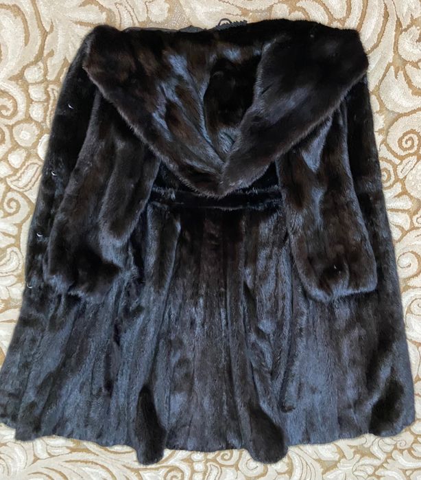 Шуба норковая женская