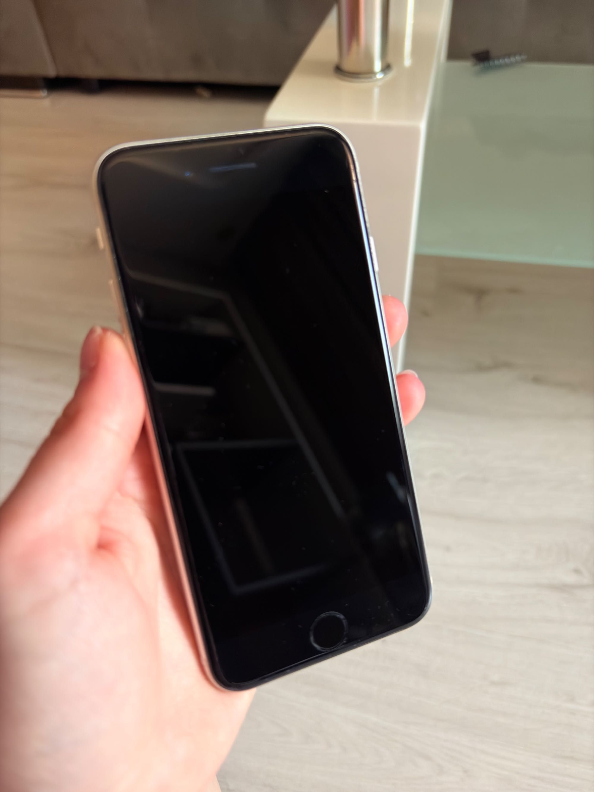 iPhone SE 2022 128GB