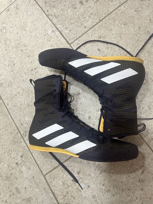 Боксови обувки адидас Box Hog 4