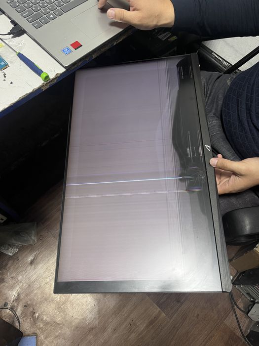 ASUS ROG Swift игровой монитор