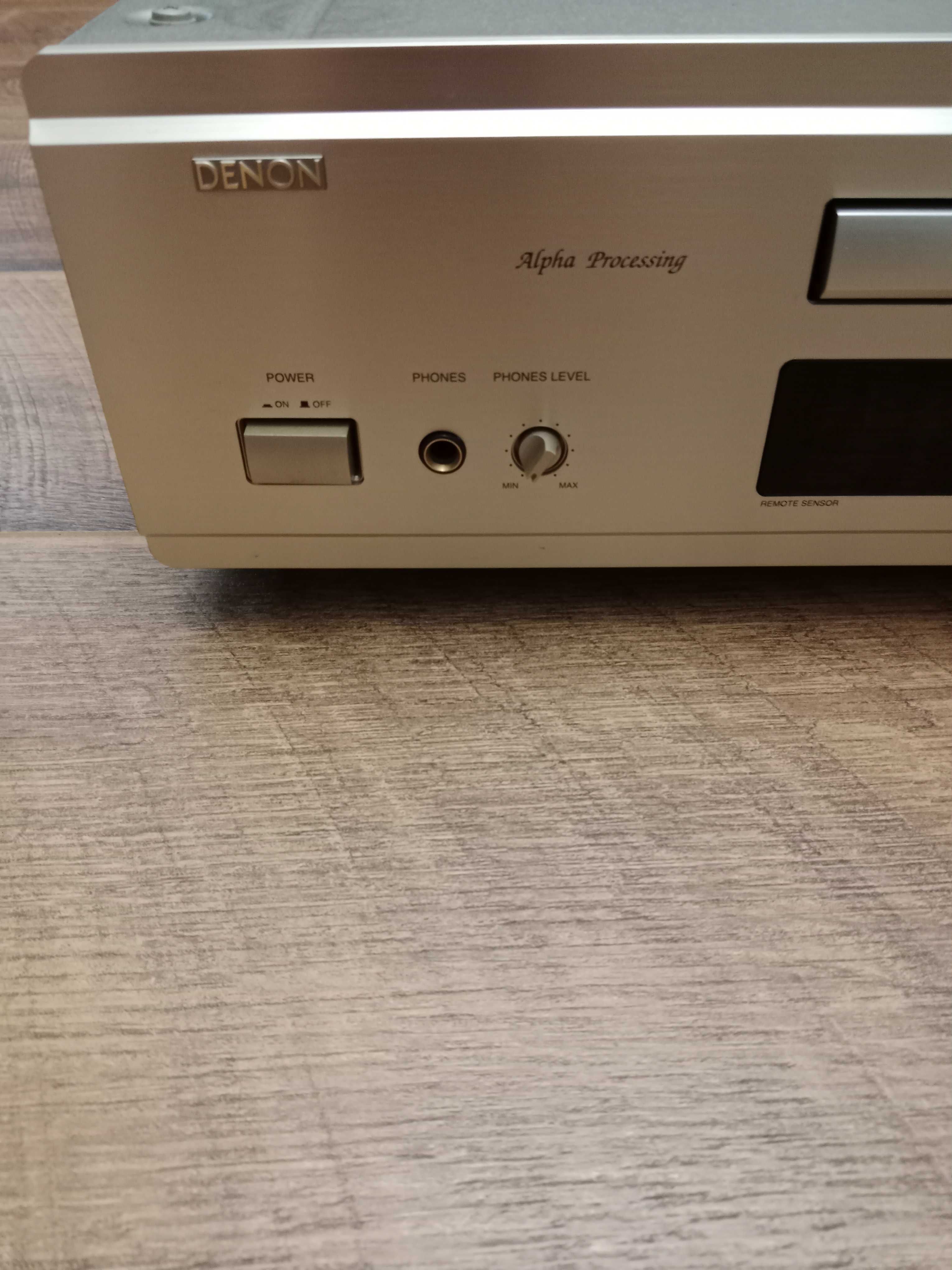 CD проигрыватель Denon