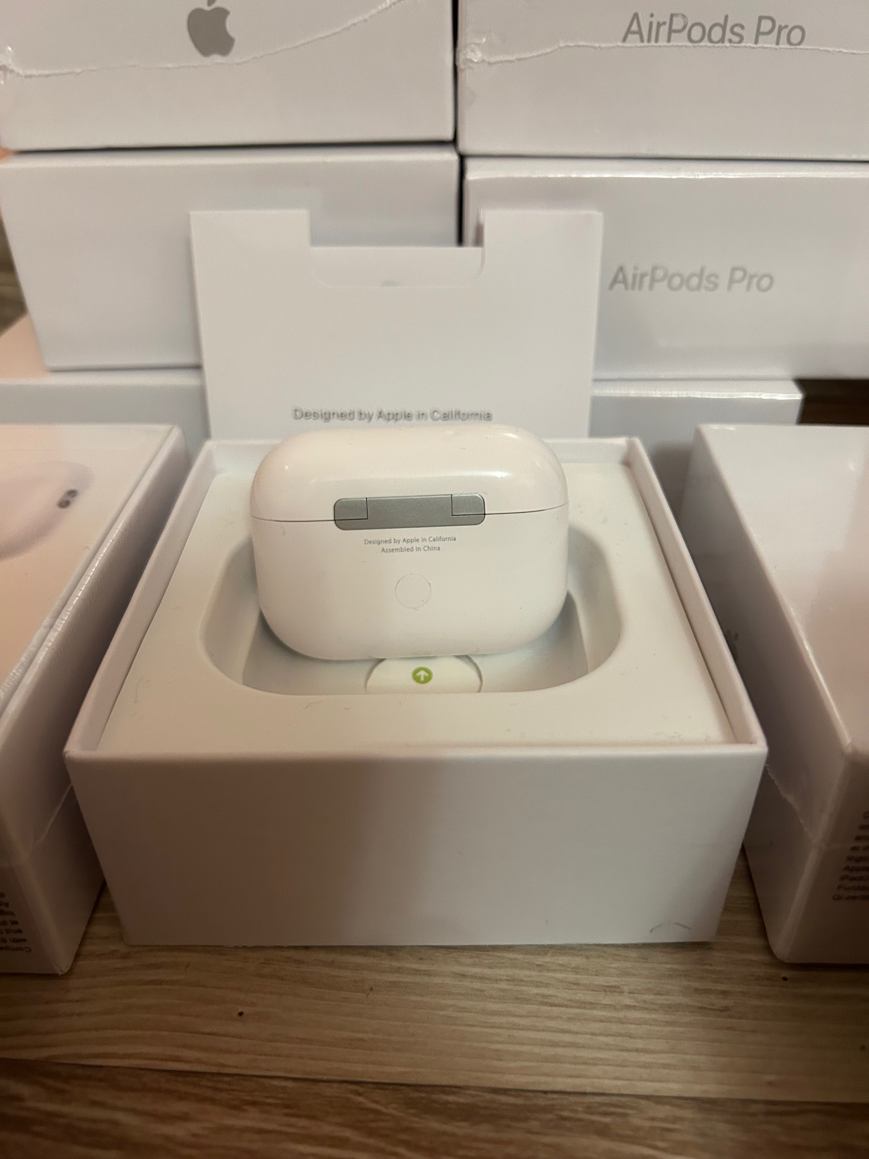 Apple Airpods pro 2 Airpods Airpods pro 2gen Airpods pro Airpods 4 /Ip
