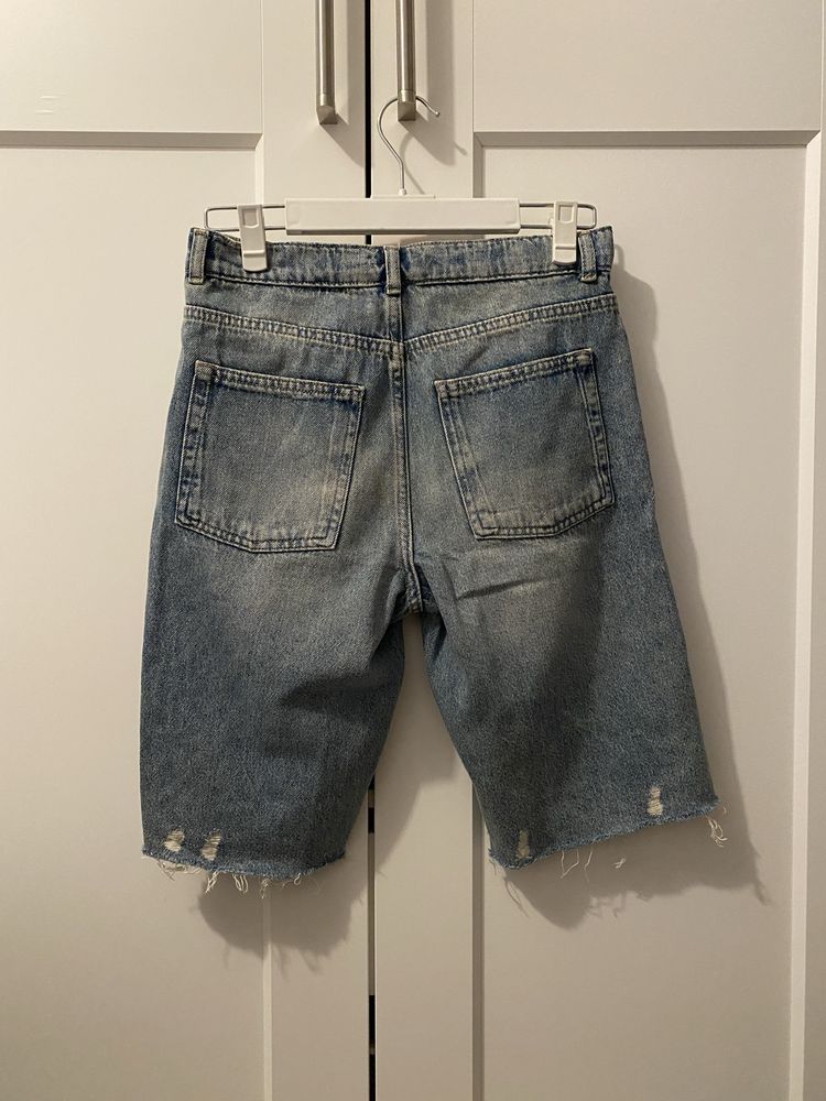 Blugi scurti zara
