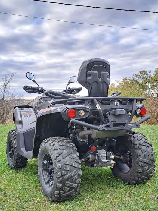 Vând Can-Am Outlander 570Max XT