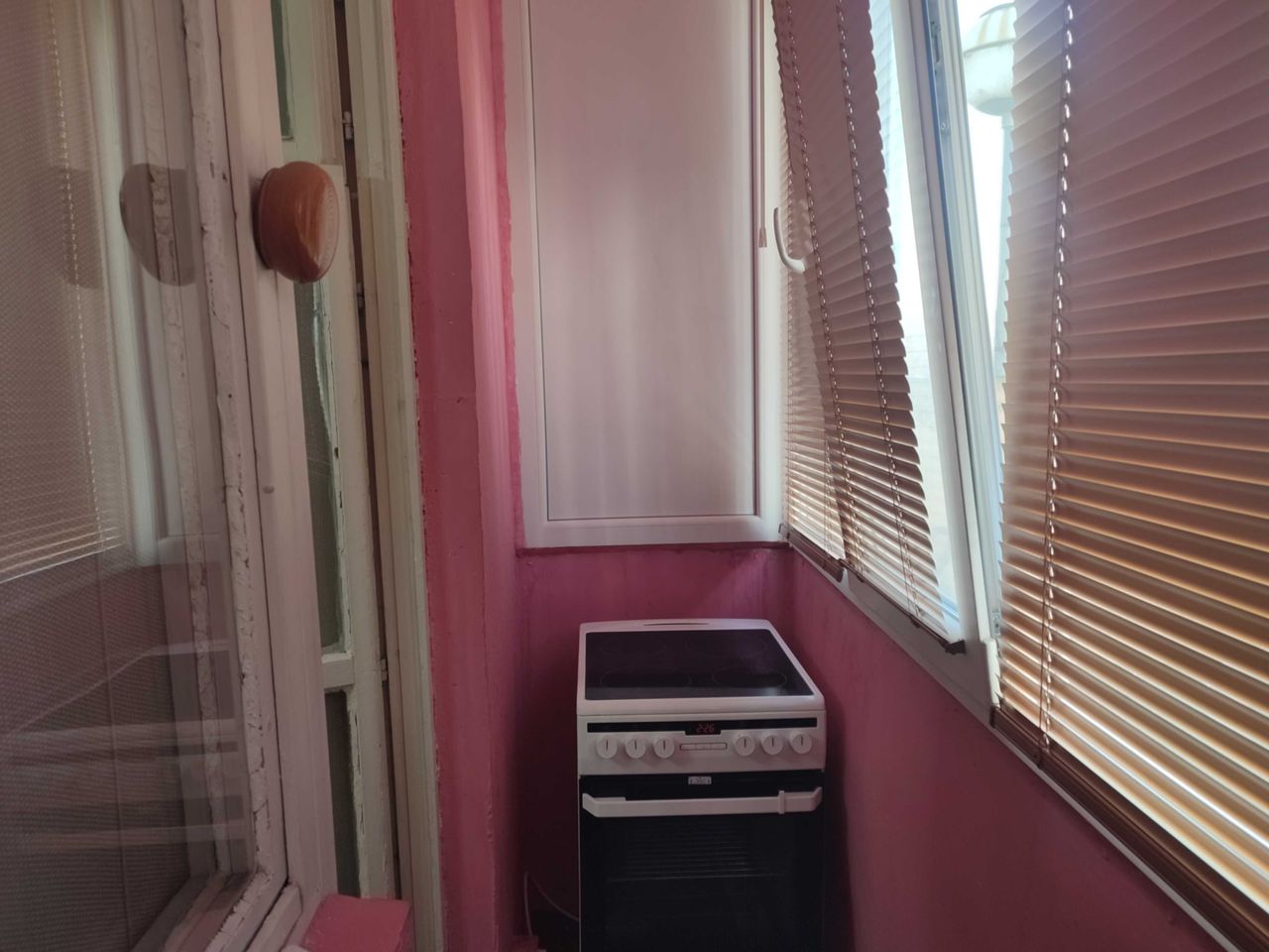 Продава се Двустаен апартамент в Търговище, Запад 3 - 60 кв.м за 1190 €/кв.м - Снимка #10