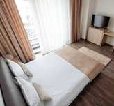 Servicii de cazare în regim hotelier/Hotel accommodation services