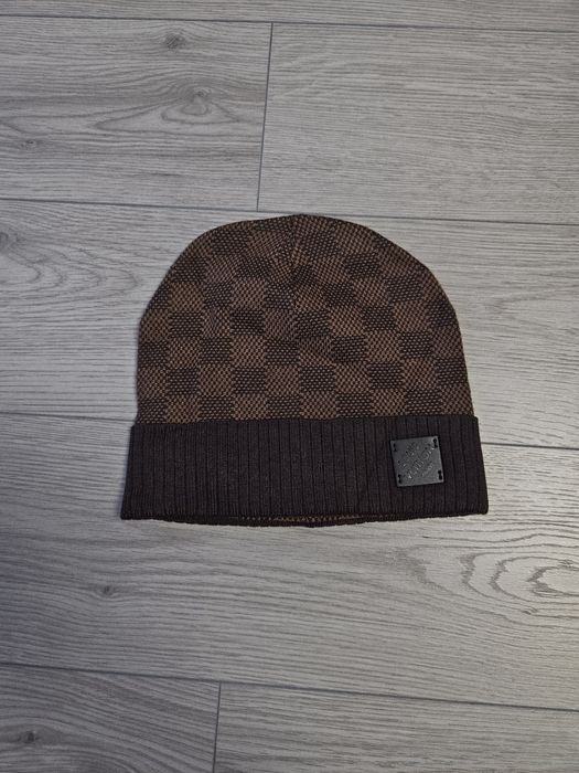 Căciulă Louis Vuitton {SUPER PREȚ}