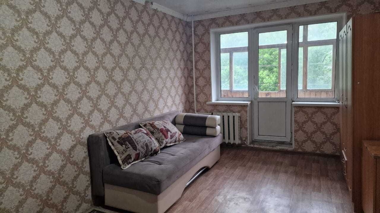 продам 1-комн. квартиру  пр. Строителей
