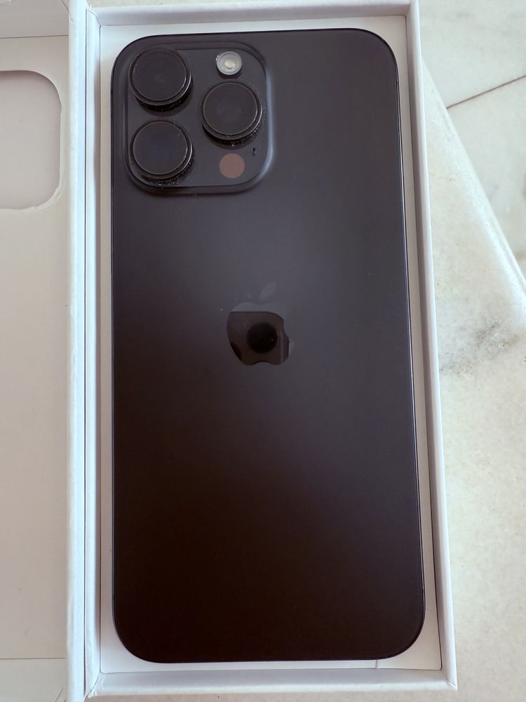 Iphone 15 Pro Max 256gb Black Titanium ca de NOU impecabil 92% baterie