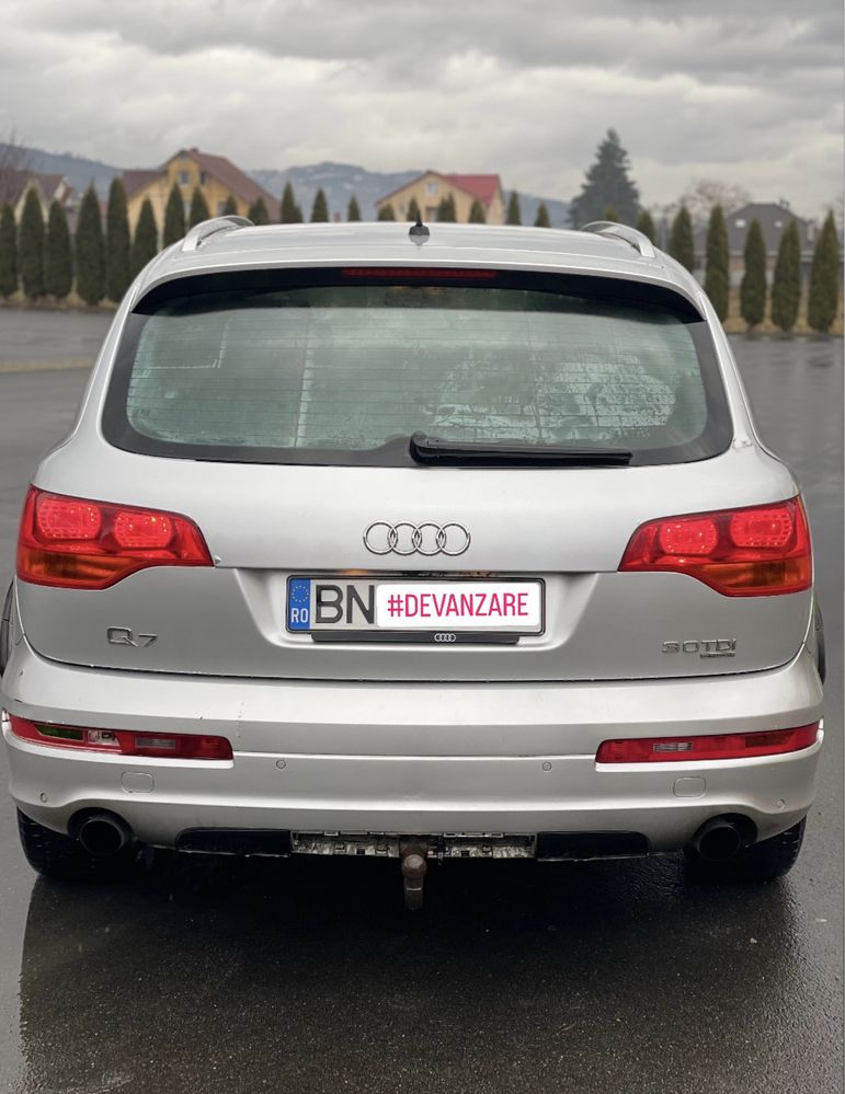 Audi Q7 Volan dreapta