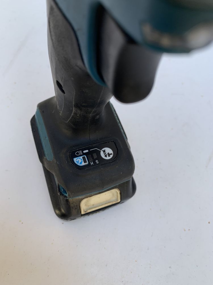 Makita TD111D /безчетков импакт/+ батерия 2 ah.,