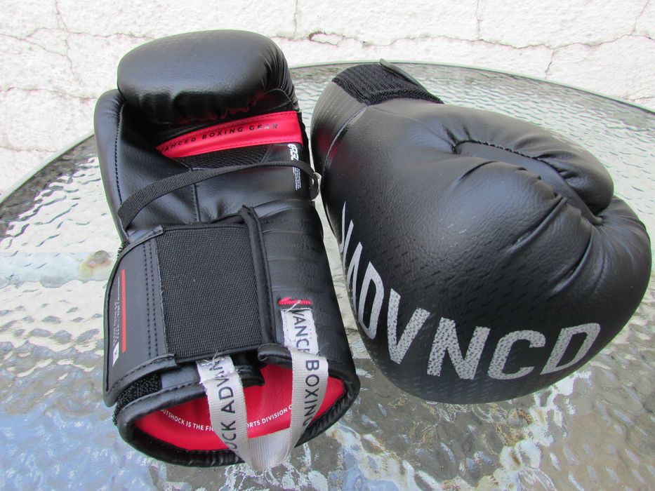 Боксови ръкавици Outshock BG500 Ergo 2.0