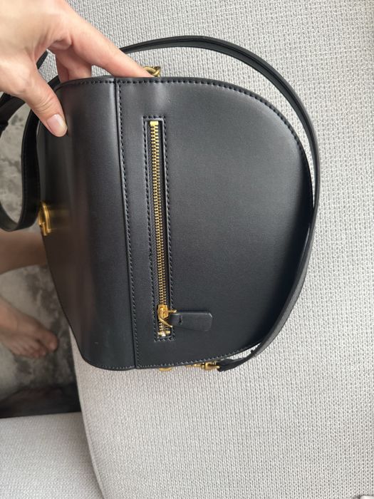Дамска чанта Guess