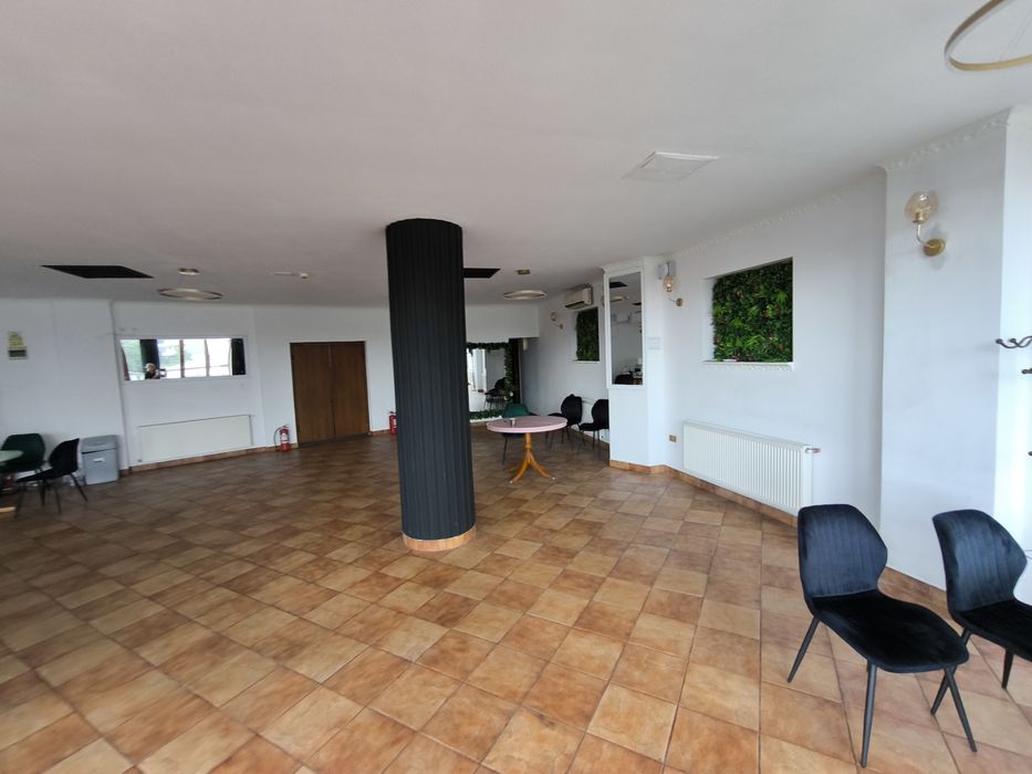 Spatiu comercial in zona Valea Roșie