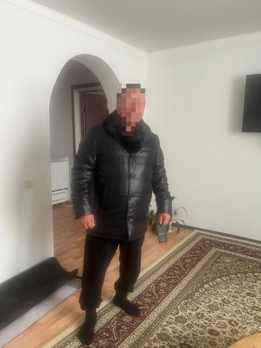 Срочно продам куртку норка воротник новый с этикеткой