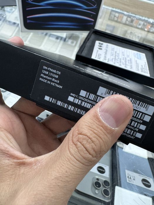 Samsung Z Fold5 512gb