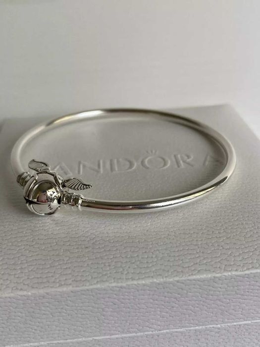 Гривна Пандора|Pandora