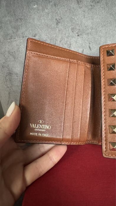 Valentino Garavani портфейл оригинал