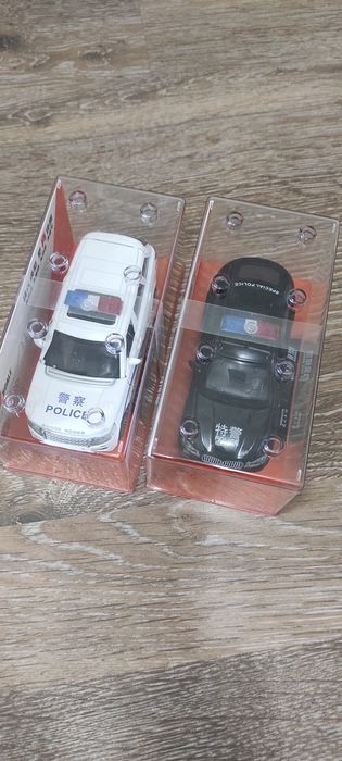 Машинки полиция 1:32