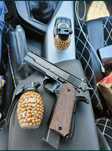 Pistol metalic cu bile / Pistol Airsoft Full Metal + Bile cadou 500buc