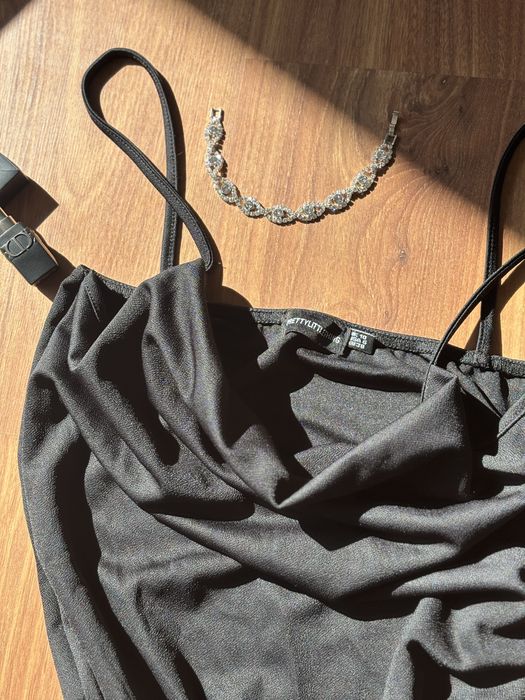 Къса черна рокля - размер S