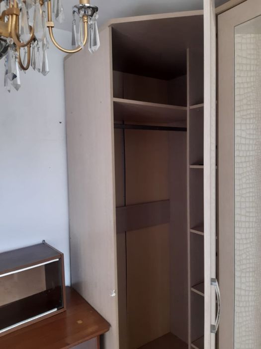 Угловой шкаф, Жаксы состояниеде арзанга берп жберемын