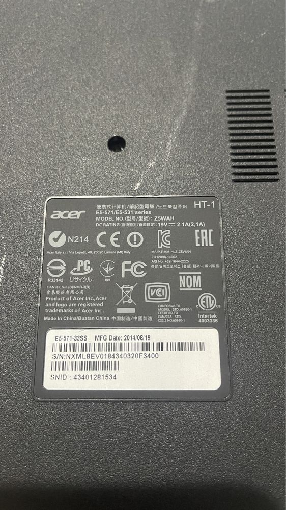 Dezmembrez Laptop Acer Aspire E5-571