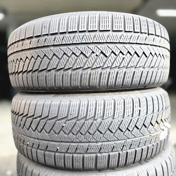 2x 235/50/19 M+S CONTINENTAL 2022 Stare excelentă