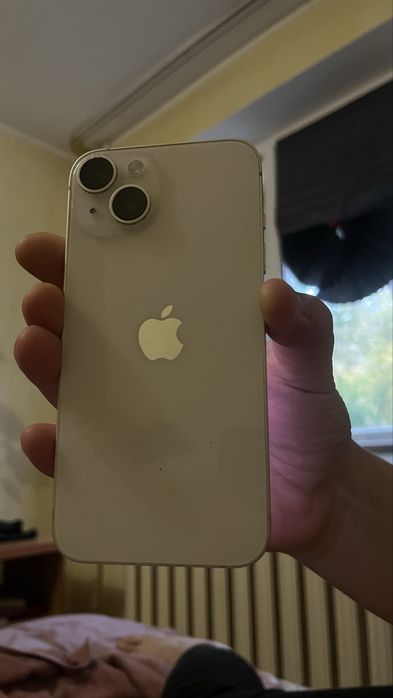 Продам Iphone 14