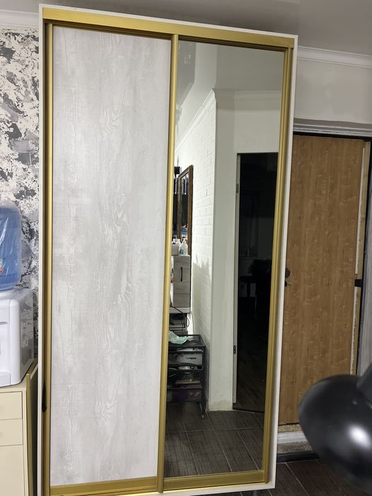 Шкаф купе в прихожую узкая