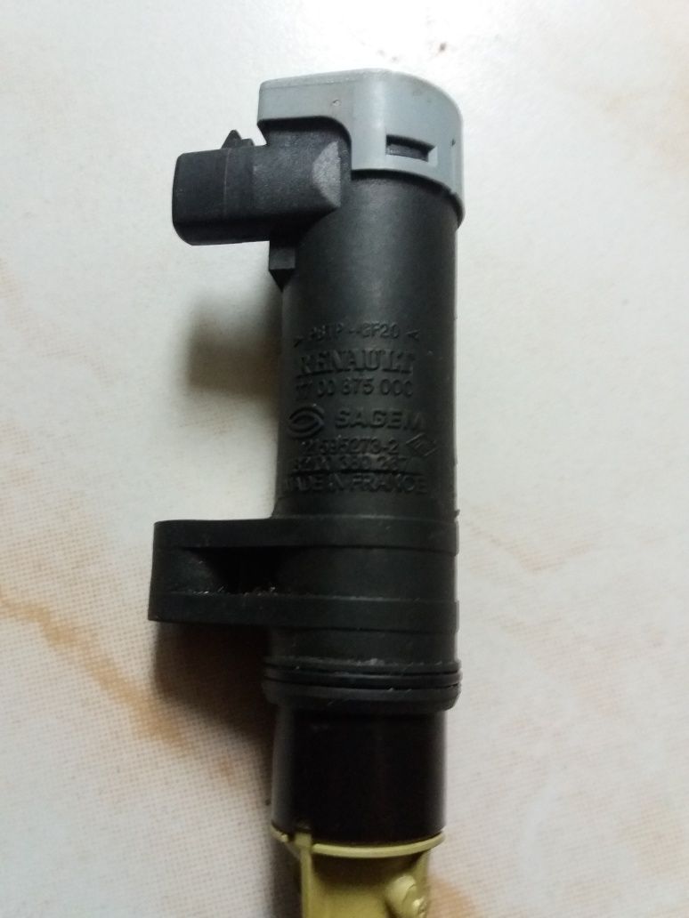 Vind testar auto nou, pompa benzina, amortizoare spate, halogen led s